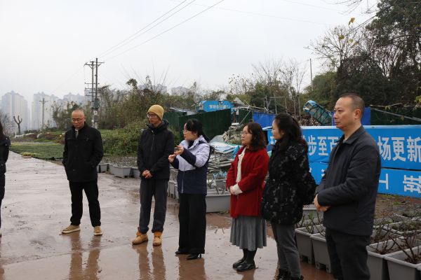 兴绿园林公司工会开展“迎新春 送温暖”走访慰问活动